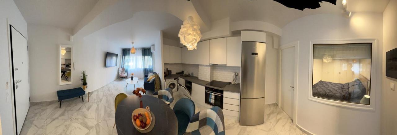 Casa De Tres Hermanos In The Heart Of เอเธนส์ ภายนอก รูปภาพ